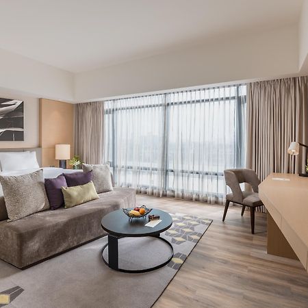 Seda Vertis North Кесон-Сити Экстерьер фото Deluxe Suite